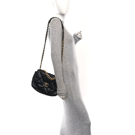 Lambskin Quilted Medium Chanel 19 Flap Black
