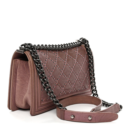 Crumpled Lambskin Medium Studded Boy Flap Pink