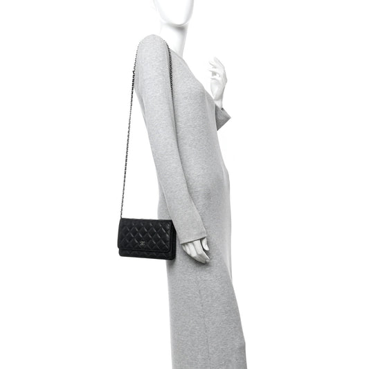 Caviar Quilted Wallet on Chain WOC Black