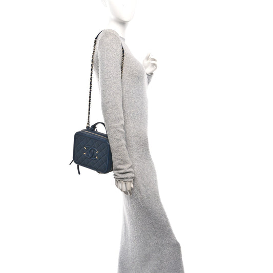 Caviar Quilted Medium CC Filigree Vanity Case Navy