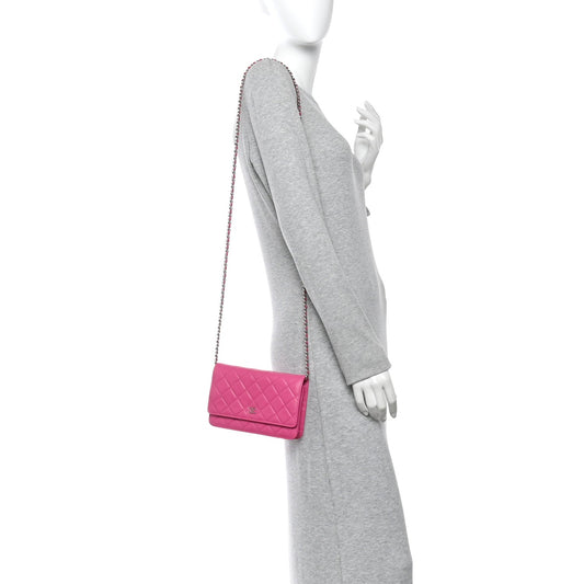 Caviar Quilted Wallet on Chain WOC Pink