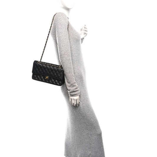Caviar Quilted Medium Double Flap Black