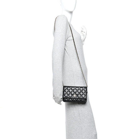 Caviar Quilted Wallet on Chain WOC Black