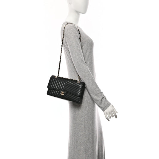 Lambskin Chevron Quilted Medium Double Flap Black