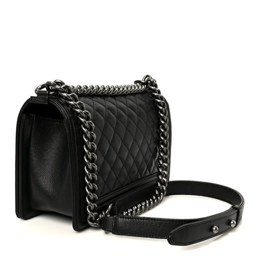 Caviar Quilted Medium Boy Flap Black
