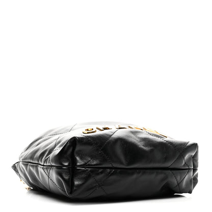 Shiny Calfskin Quilted Pearl CC Chain Mini Chanel 22 Black