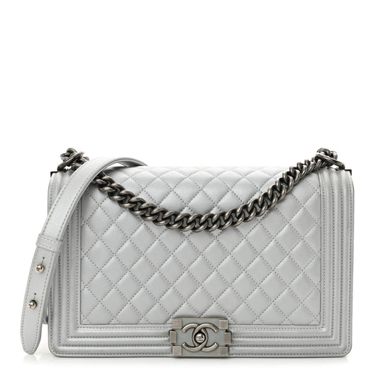 Metallic Calfskin Quilted New Medium Plexiglass Boy Flap Silver