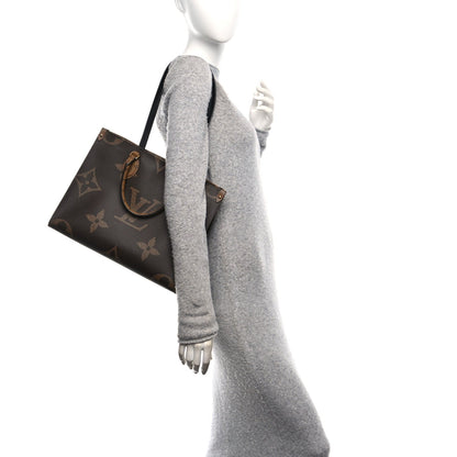 Reverse Monogram Giant Onthego MM