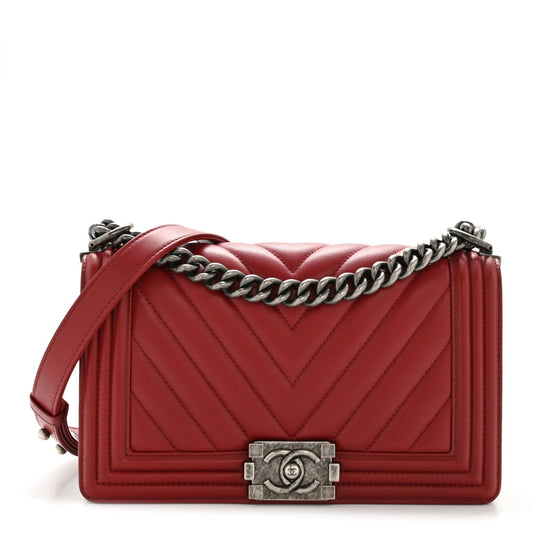 Lambskin Chevron Quilted Medium Boy Flap Red