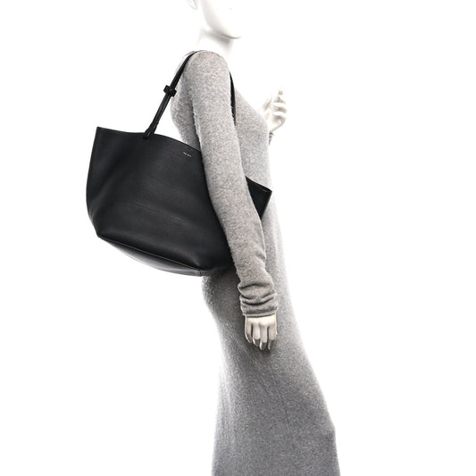 Grained Calfskin Park Tote Three Black