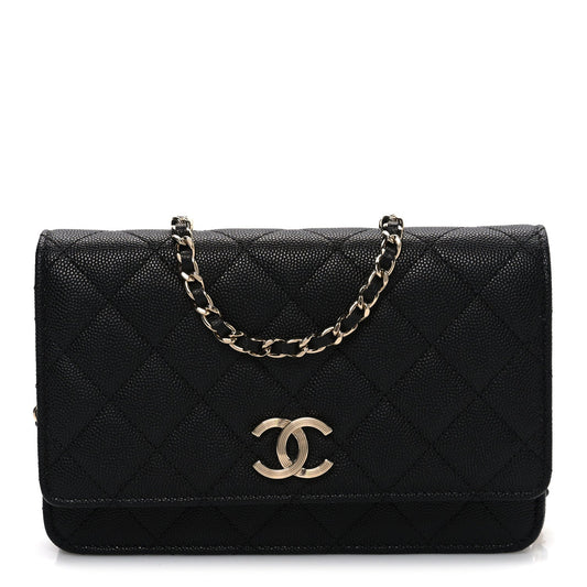 Caviar Quilted Striated CC Wallet On Chain WOC Black
