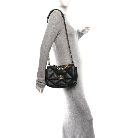 Lambskin Quilted Medium Chanel 19 Flap Black