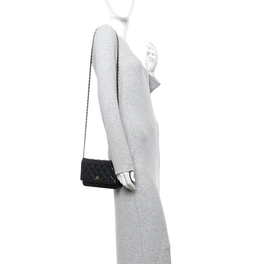Caviar Quilted Wallet on Chain WOC Black