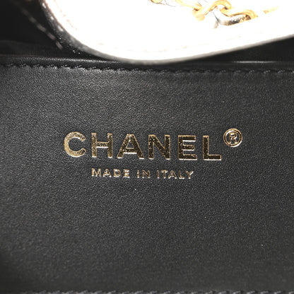 Metallic Caviar Quilted Medium Chanel 25 Handbag Silver