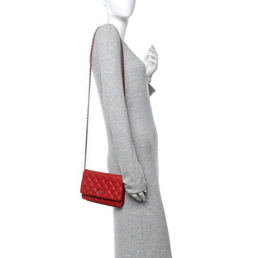Caviar Quilted Wallet on Chain WOC Red
