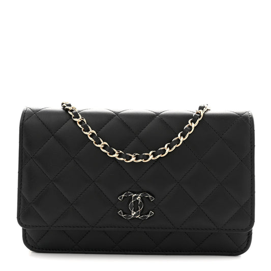 Lambskin Quilted Enamel CC Wallet On Chain WOC Black