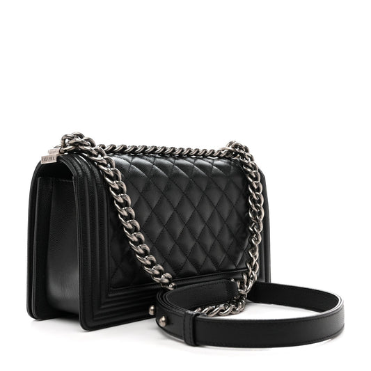 Caviar Quilted Medium Boy Flap Black