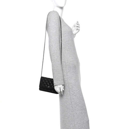 Caviar Quilted Wallet on Chain WOC Black