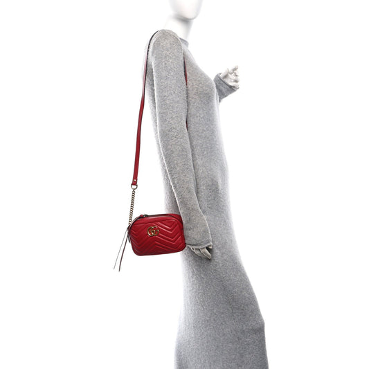 Calfskin Matelasse Mini GG Marmont Chain Shoulder Bag Hibiscus Red