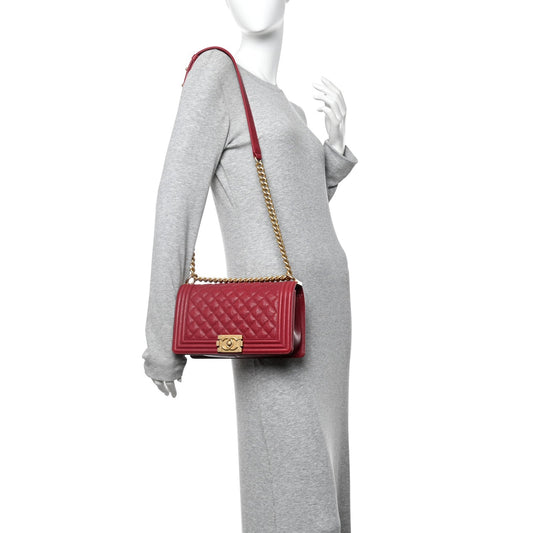 Caviar Quilted Medium Boy Flap Red