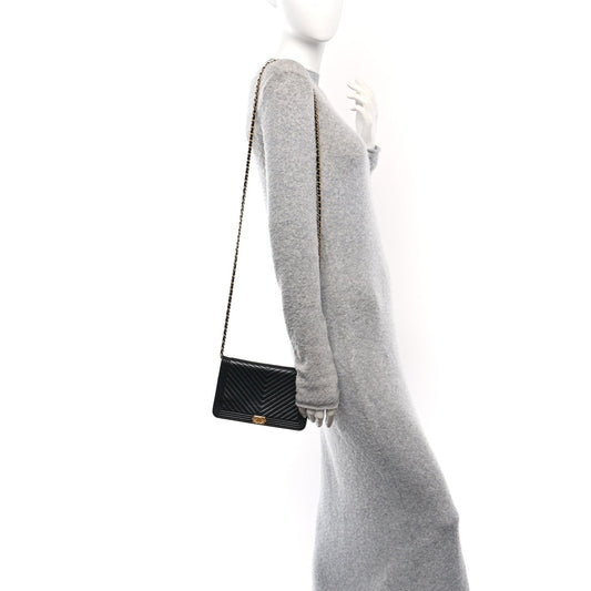 Lambskin Chevron Boy Wallet On Chain WOC Black