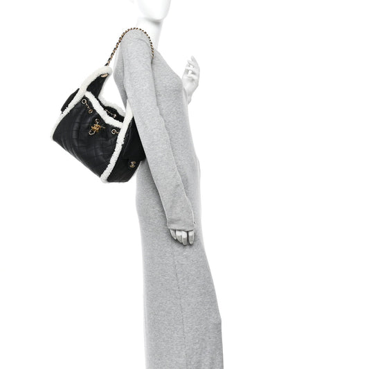 Crumpled Sheepskin Shearling Quilted Small Chanel 25 Handbag Black White
