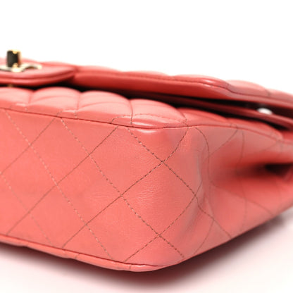 Iridescent Lambskin Quilted Medium Double Flap Pink