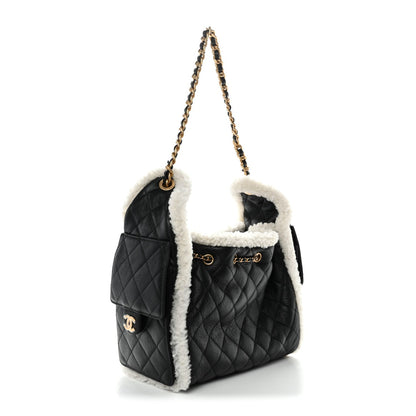 Crumpled Sheepskin Shearling Quilted Small Chanel 25 Handbag Black White