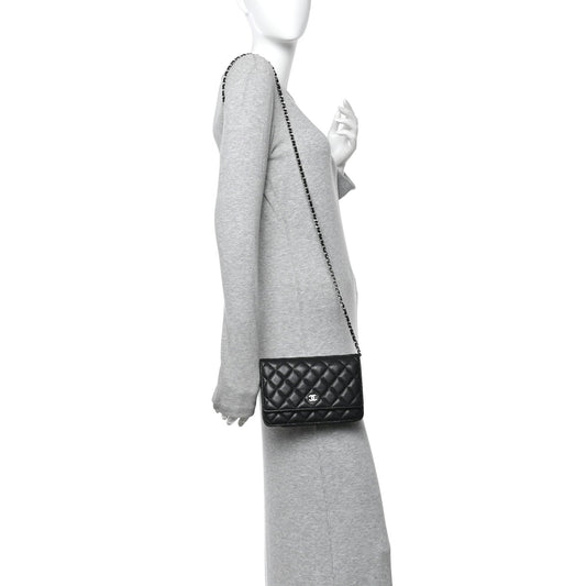 Caviar Quilted Wallet on Chain WOC Black