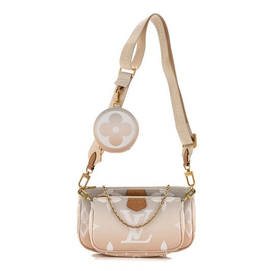 Monogram Giant By The Pool Multi Pochette Accessories Brume