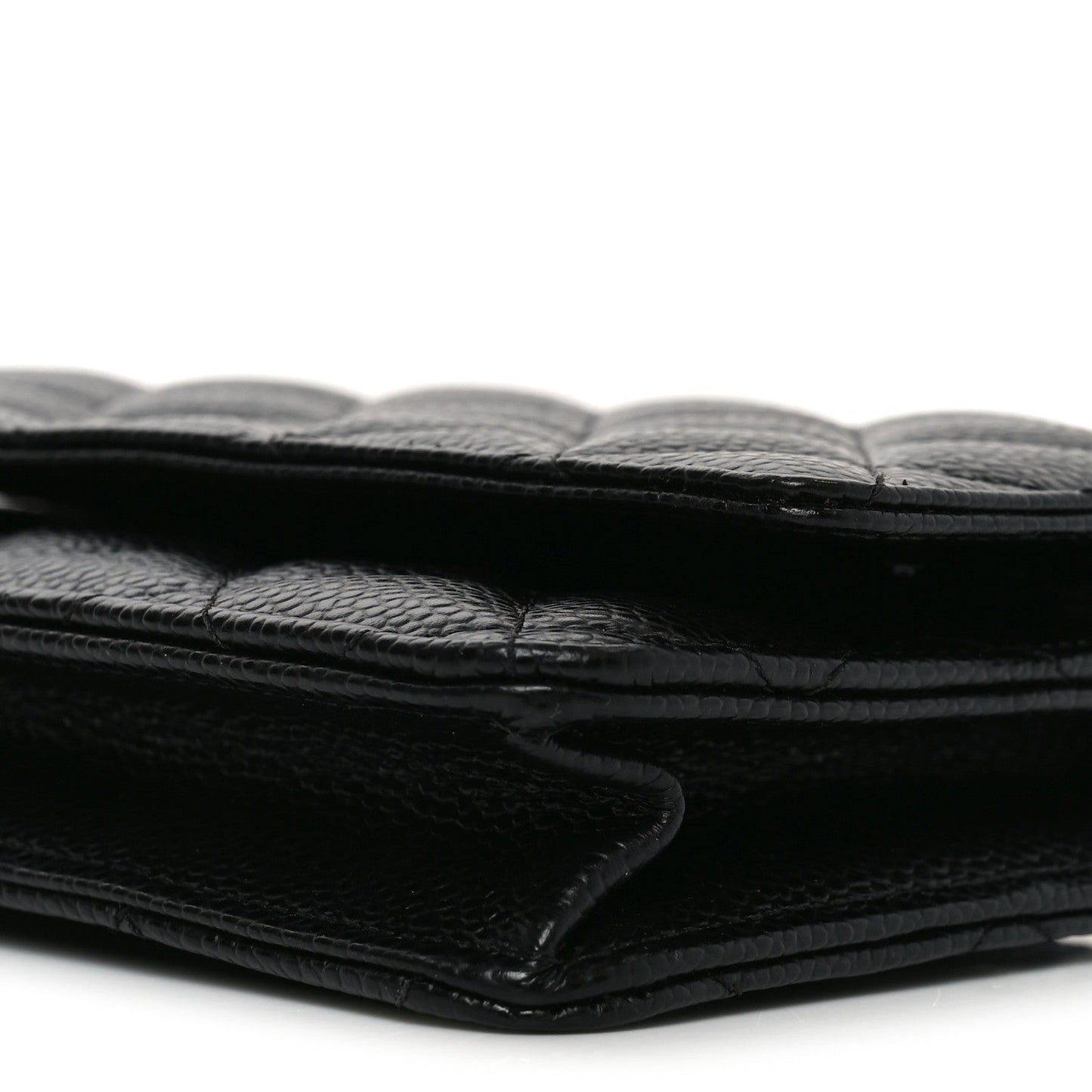 Caviar Quilted Wallet on Chain WOC Black