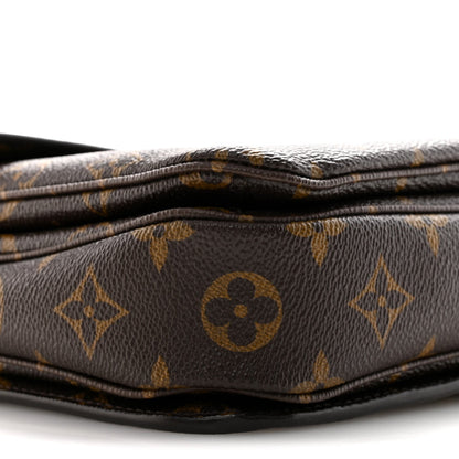 Monogram Pochette Metis