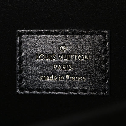 Reverse Monogram Pochette Metis