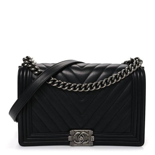 Lambskin Chevron Quilted New Medium Boy Flap Black