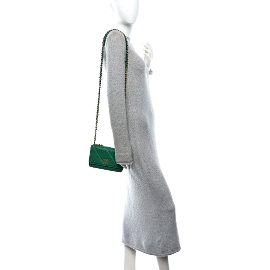 Lambskin Quilted Chanel 19 Wallet On Chain WOC Green