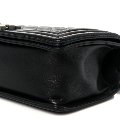 Calfskin Quilted Medium Boy Flap Black